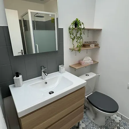 Petite Maison En Pierre Au Pied De La Voie Verte Feriehus Ploërmel