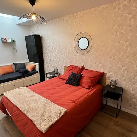 Feriehus Petite Maison En Pierre Au Pied De La Voie Verte
